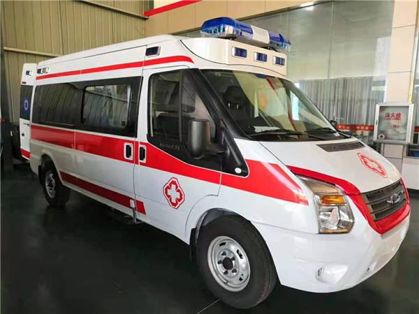 宁都县福特V362救护车